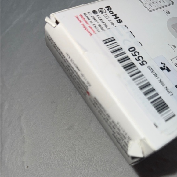 SwitchBot Hub Mini Smart Home Control - Picture 4 of 7